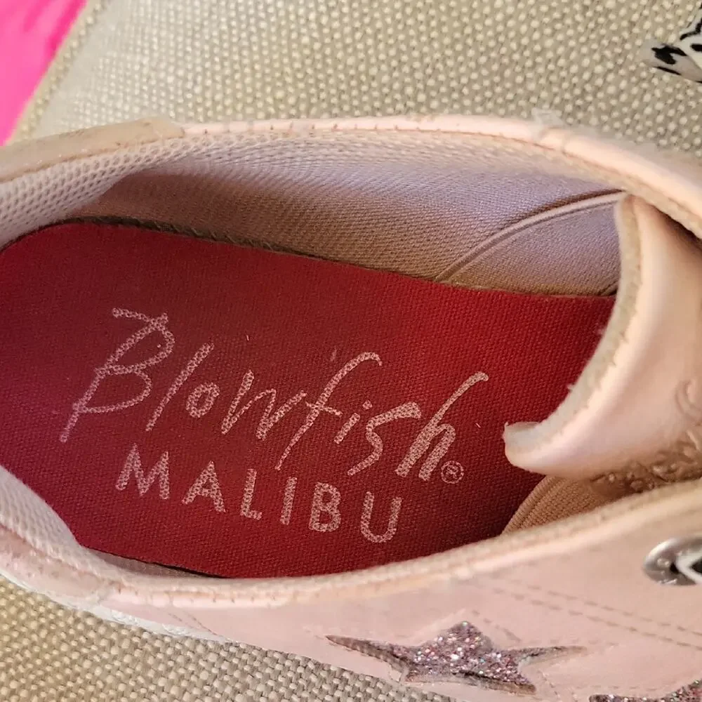 Blowfish Malibu Wander Blush Glitter Star Sneakers Girls Size 4, Girlhoodcore